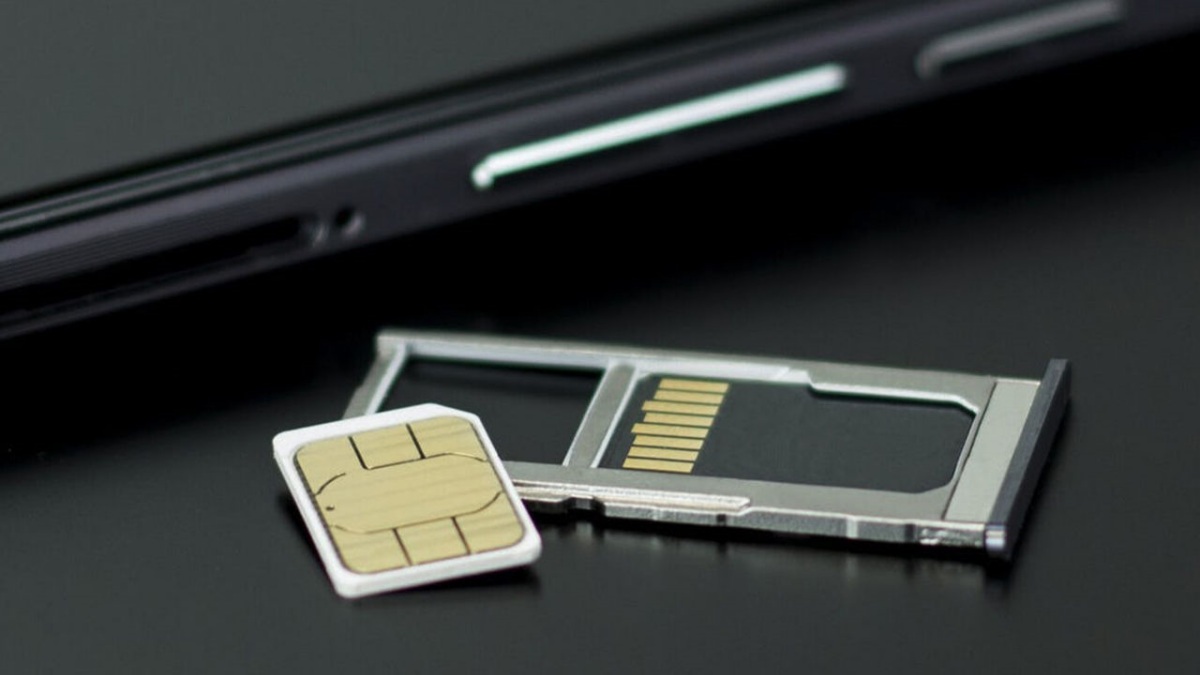 How Is eSIM Different from a Physical SIM? Which One Should You Use When Traveling? 8 What is a physical SIM?