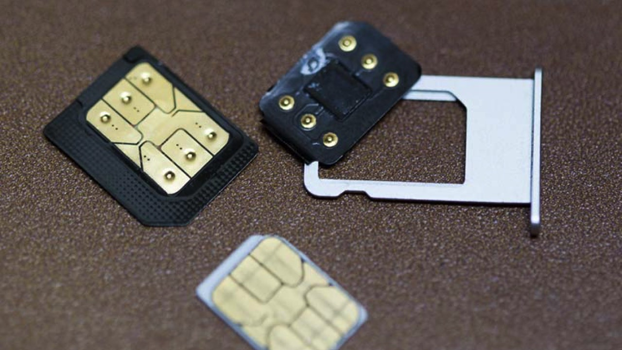 Can a Locked iPhone Use eSIM? Are There Any Limits? 10 Using a SIM interposer combined with eSIM configuration