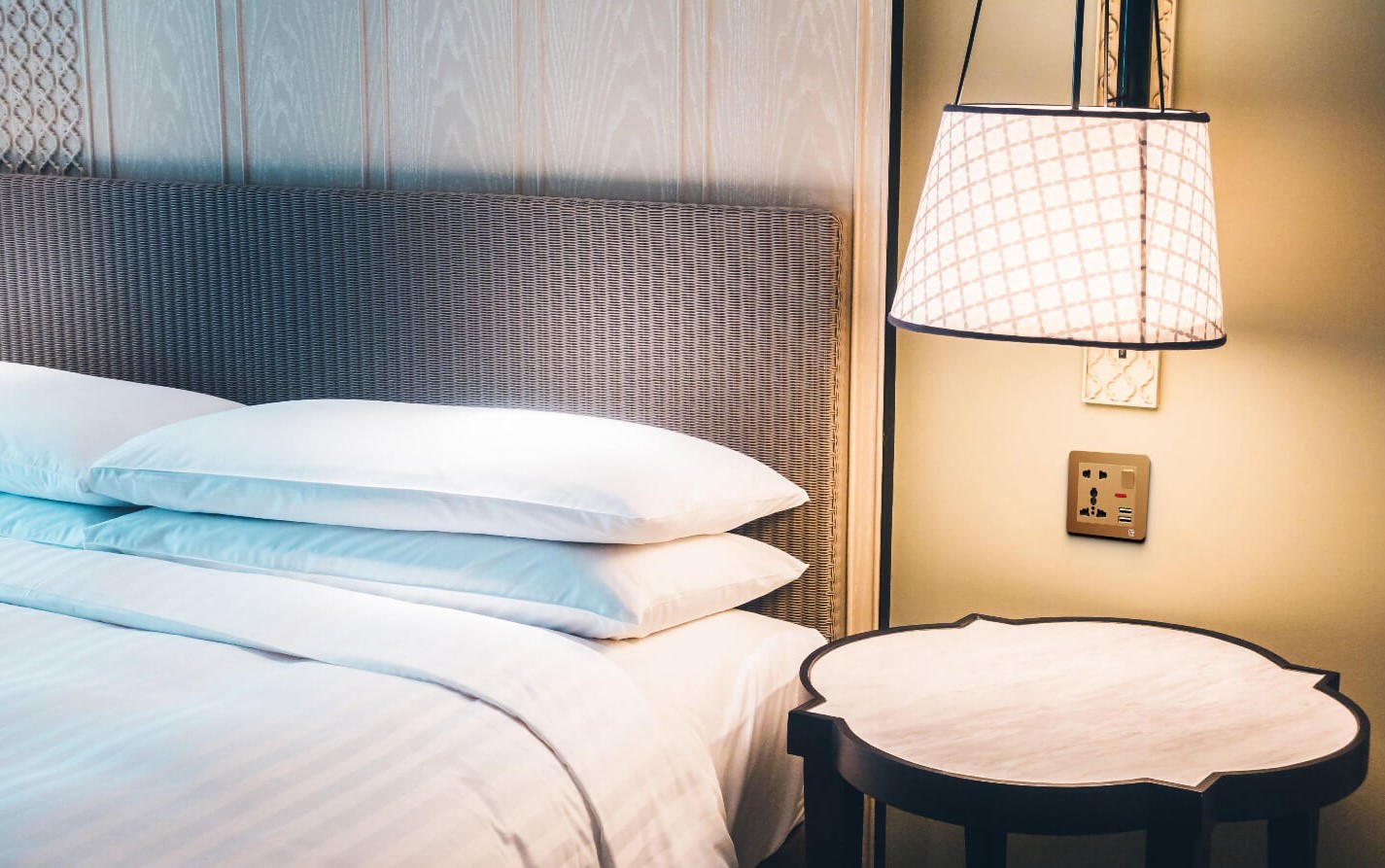 What Power Outlet Does Thailand Use? Tips to Keep Your Devices Fully Charged from A to Z 11 Universal outlet design in modern hotels