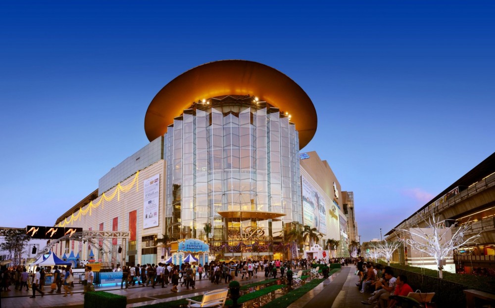 WiFi at airports and shopping malls