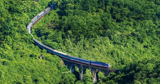 Taking the Train from Hanoi to Beijing: A Unique Cross-Border Journey 12 Cross-border travel experience on the Hanoi - Beijing train