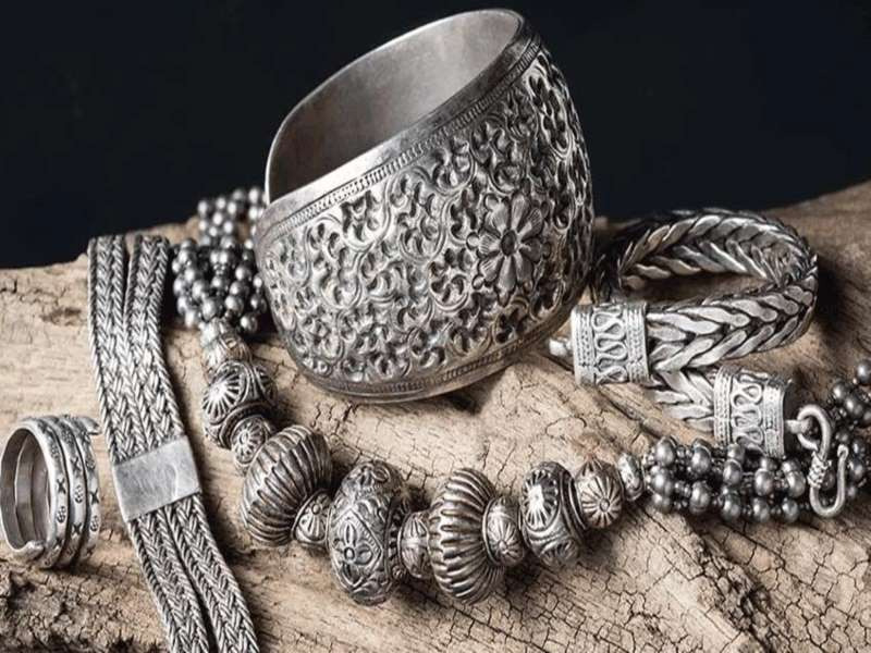 Thai silver jewelry