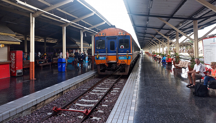 How to Travel from Bangkok to Chiang Mai: Options, Costs, and Tips 11 Travel time from Bangkok to Chiang Mai