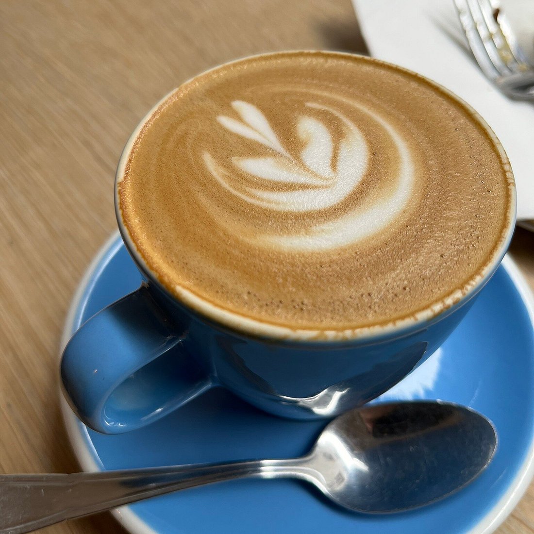 Flat white cafe laneways
