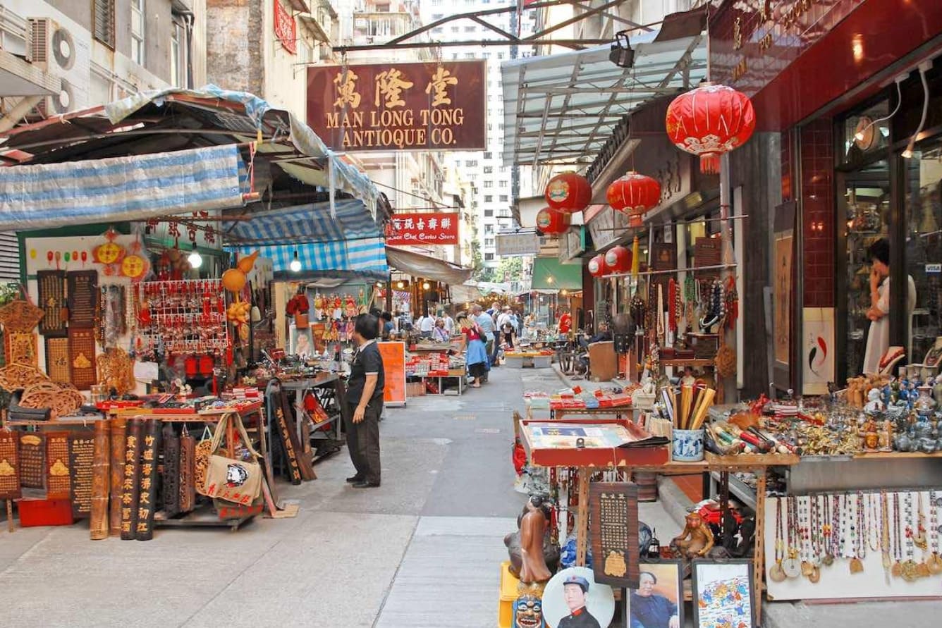 How Much Does a Trip to Hong Kong Cost? Detailed Budget 14 Shopping and gift costs