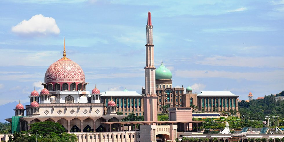 Overview before calculating Malaysia travel costs