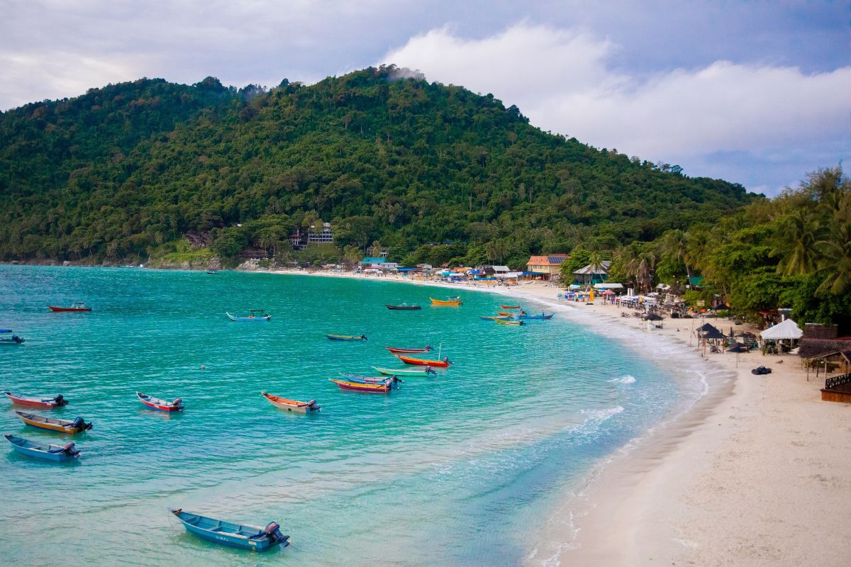 Traveling to Malaysia in July: Complete Guide 29 Perhentian
